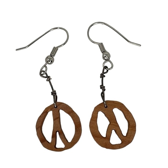 Jewelry Lot Earrings Necklaces Bracelets 15 pcs. - Picture 2 of 16